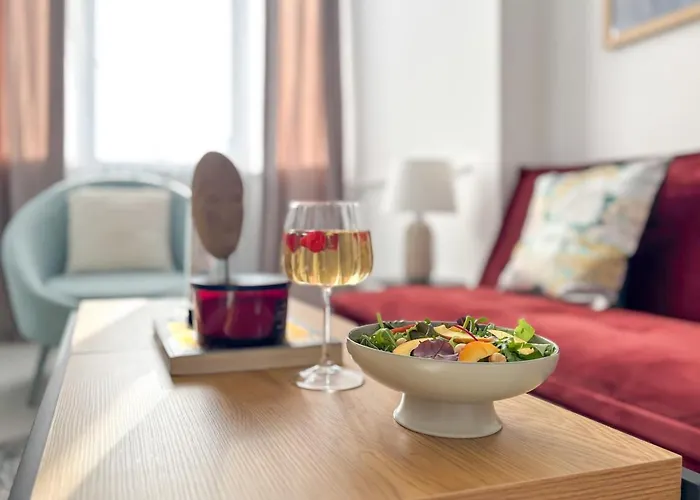 Moonlit Retreat - M&n * Valeni (Brasov)