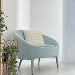 Moonlit Retreat - M&n * Bucareste