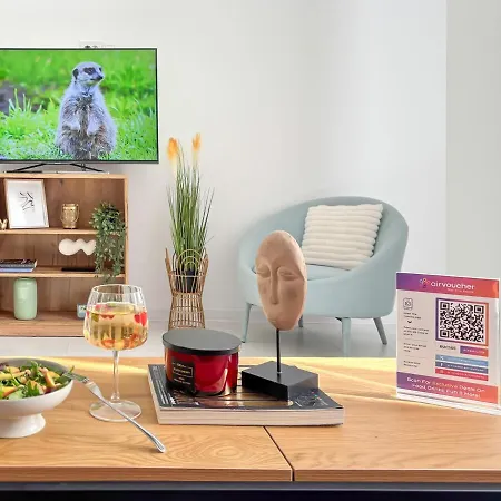 Moonlit Retreat - M&n *