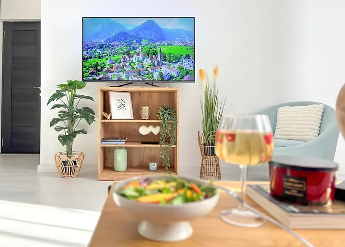 Moonlit Retreat - M&n דירה *